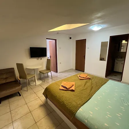 アパート Garsoniere Victor Seaview Aer Conditionat- Bucatarie-primim Carduri Vacanta-pet Friendly La 3 Minute De Plaja Reyna-zoom コンスタンツァ