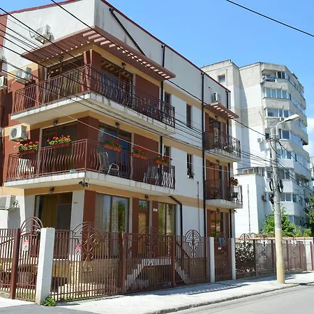 Garsoniere Victor Seaview Aer Conditionat- Bucatarie-primim Carduri Vacanta-pet Friendly La 3 Minute De Plaja Reyna-zoom アパート *