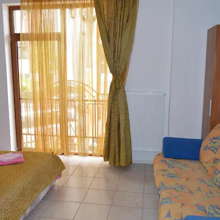 Garsoniere Victor Seaview Aer Conditionat- Bucatarie-primim Carduri Vacanta-pet Friendly La 3 Minute De Plaja Reyna-zoom アパート