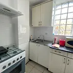 Garsoniere Victor Seaview Aer Conditionat- Bucatarie-primim Carduri Vacanta-pet Friendly La 3 Minute De Plaja Reyna-zoom Apartment Constanta