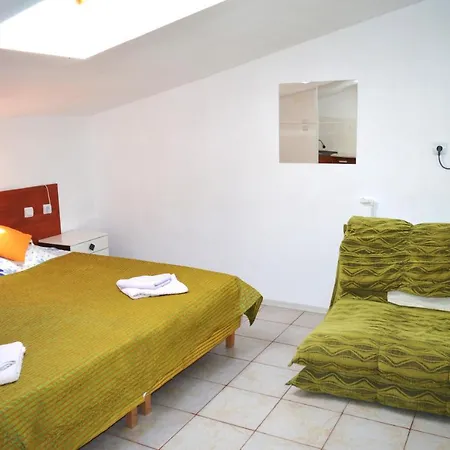 Apartment Garsoniere Victor Seaview Aer Conditionat- Bucatarie-primim Carduri Vacanta-pet Friendly La 3 Minute De Plaja Reyna-zoom *