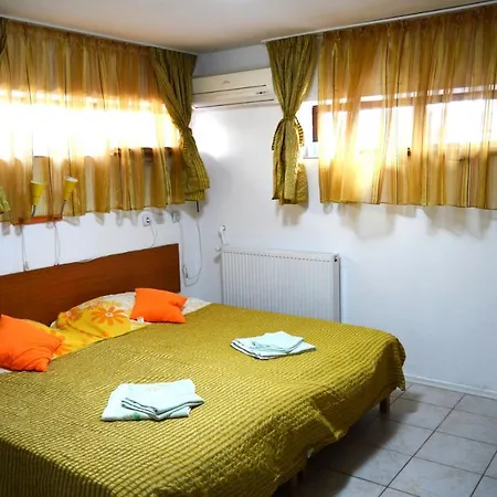 Garsoniere Victor Seaview Aer Conditionat- Bucatarie-primim Carduri Vacanta-pet Friendly La 3 Minute De Plaja Reyna-zoom Constanta