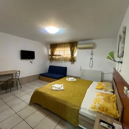Garsoniere Victor Seaview Aer Conditionat- Bucatarie-primim Carduri Vacanta-pet Friendly La 3 Minute De Plaja Reyna-zoom Constanta