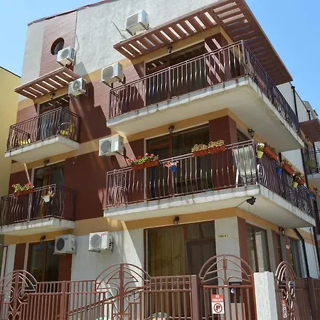 Garsoniere Victor Seaview Aer Conditionat- Bucatarie-primim Carduri Vacanta-pet Friendly La 3 Minute De Plaja Reyna-zoom * Constanta
