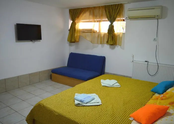 Garsoniere Victor Seaview Aer Conditionat- Bucatarie-primim Carduri Vacanta-pet Friendly La 3 Minute De Plaja Reyna-zoom Apartment