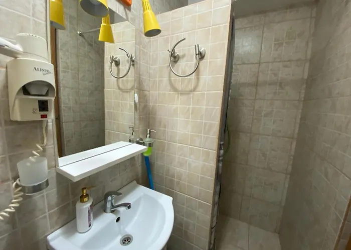 Garsoniere Victor Seaview Aer Conditionat- Bucatarie-primim Carduri Vacanta-pet Friendly La 3 Minute De Plaja Reyna-zoom Apartment *