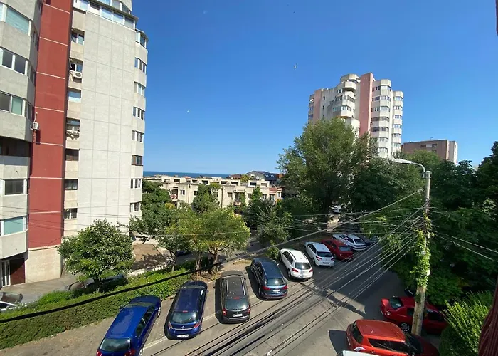 Garsoniere Victor Seaview Aer Conditionat- Bucatarie-primim Carduri Vacanta-pet Friendly La 3 Minute De Plaja Reyna-zoom Apartment *