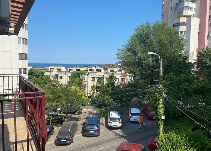 Apartment Garsoniere Victor Seaview Aer Conditionat- Bucatarie-primim Carduri Vacanta-pet Friendly La 3 Minute De Plaja Reyna-zoom