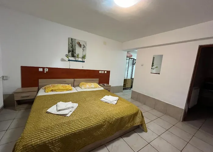 Garsoniere Victor Seaview Aer Conditionat- Bucatarie-primim Carduri Vacanta-pet Friendly La 3 Minute De Plaja Reyna-zoom