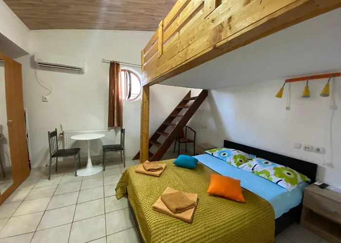 Garsoniere Victor Seaview Aer Conditionat- Bucatarie-primim Carduri Vacanta-pet Friendly La 3 Minute De Plaja Reyna-zoom * Constanta