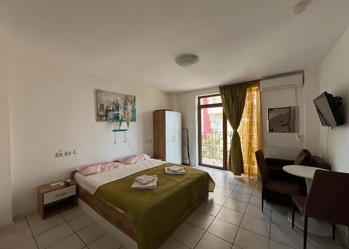 Garsoniere Victor Seaview Aer Conditionat- Bucatarie-primim Carduri Vacanta-pet Friendly La 3 Minute De Plaja Reyna-zoom