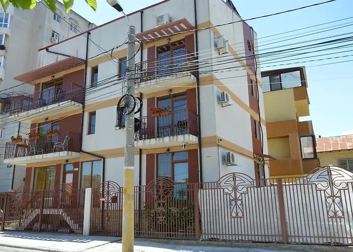 Garsoniere Victor Seaview Aer Conditionat- Bucatarie-primim Carduri Vacanta-pet Friendly La 3 Minute De Plaja Reyna-zoom Apartment Constanta